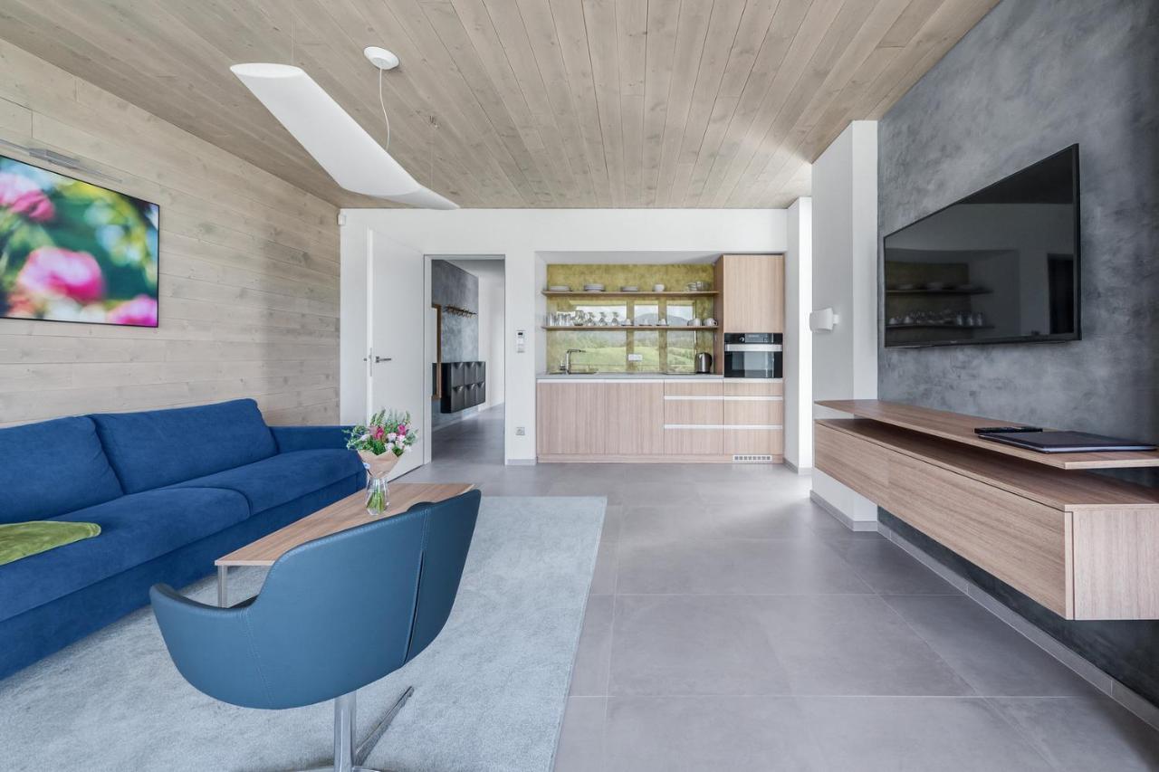 Apartmany Hradecek Mladé Buky Exterior foto